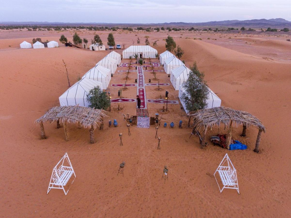 Luxury Traditional Tent Camp Merzouga Exterior photo